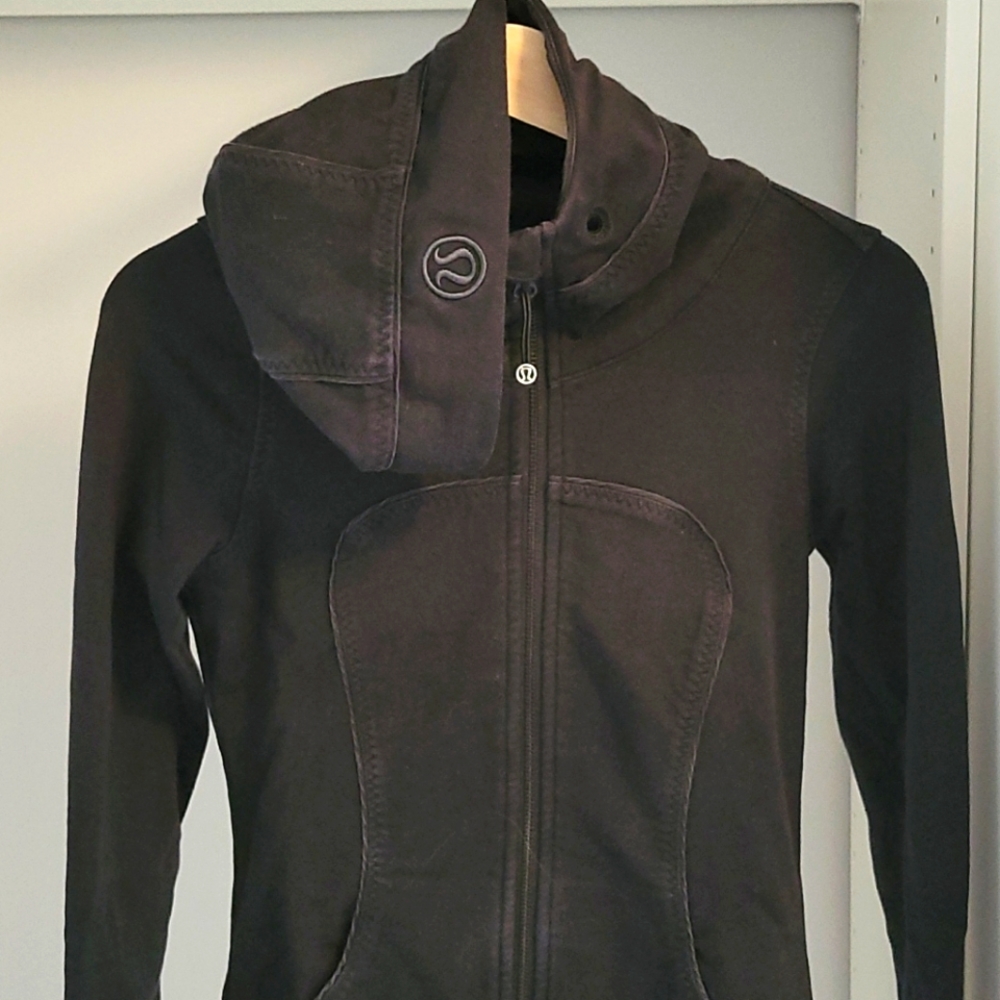 Lululemon Black Zip Up Hoodie